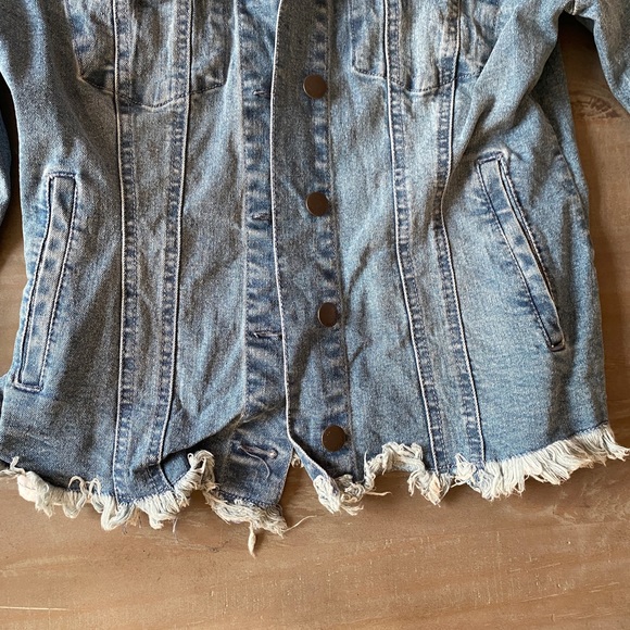 Max Jeans Jean Jacket - Picture 3 of 5